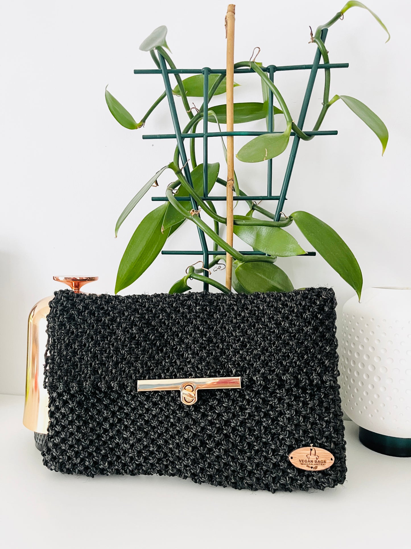 Pochette en sisal noir